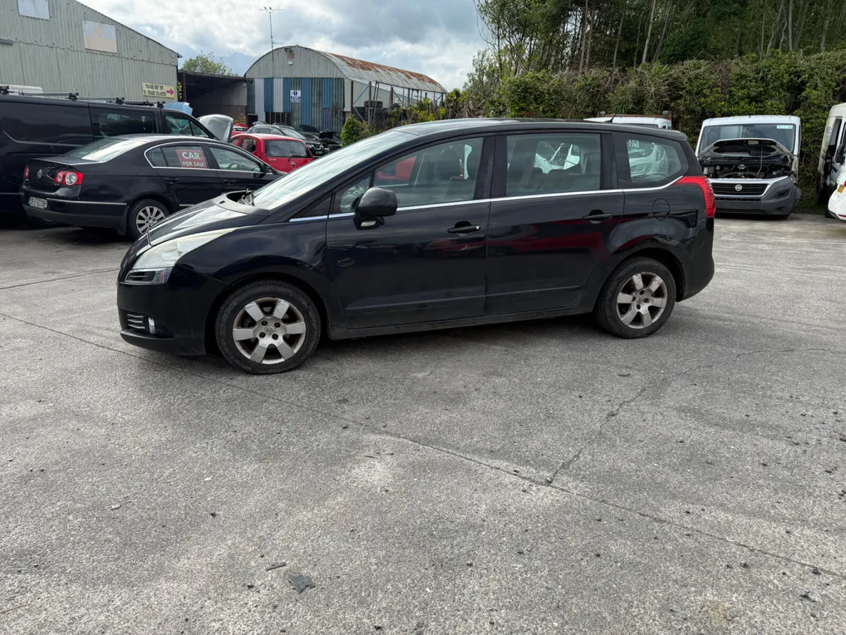 2010 Peugeot 5008 1.6 HDI sport Auto - Image 3