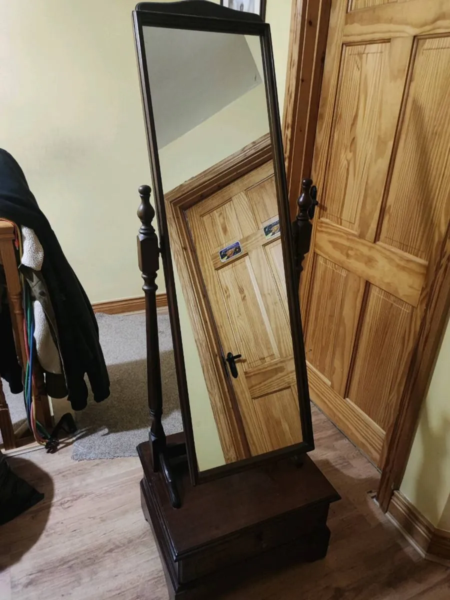 MIRROR ( FULL LENGTH ) MAHOGANY . €60 - Image 2