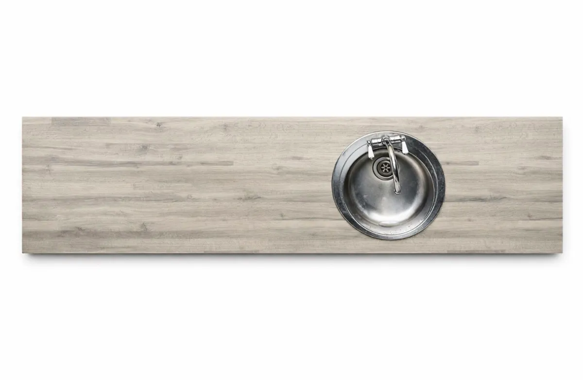Kitchen counter top and sink - Image 2