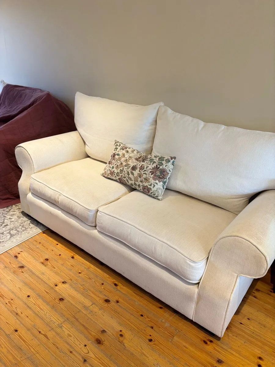 Couch - Image 3