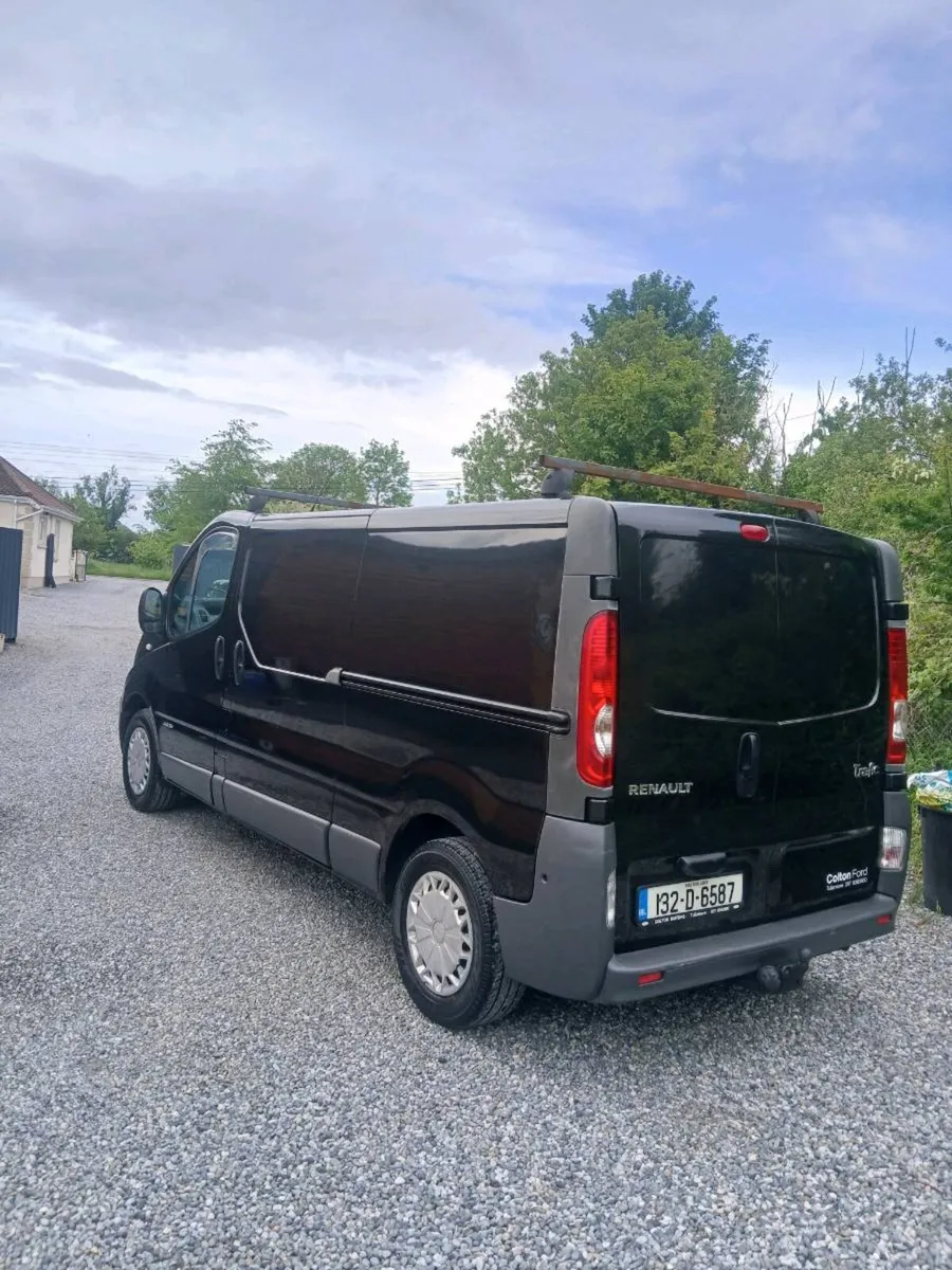 132 renault traffic Lwb , Doe Test 09/26 & Taxed - Image 3