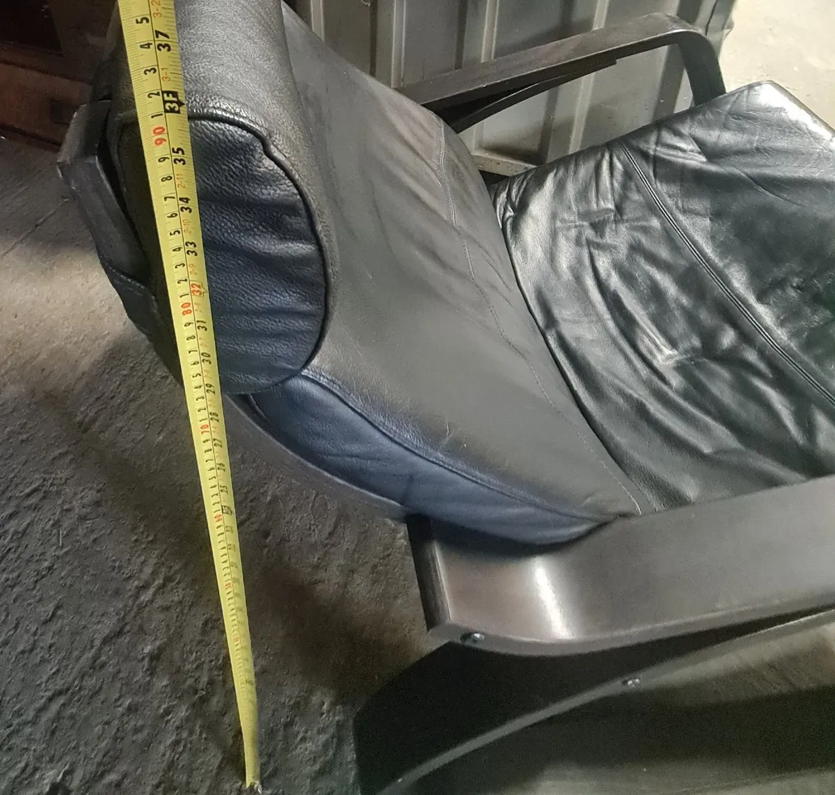 Black Leather Rocking Armchair - Image 3