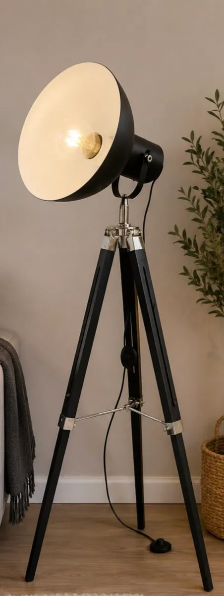 Modern Tripod Floor Lamp – Industrial Style - Image 2