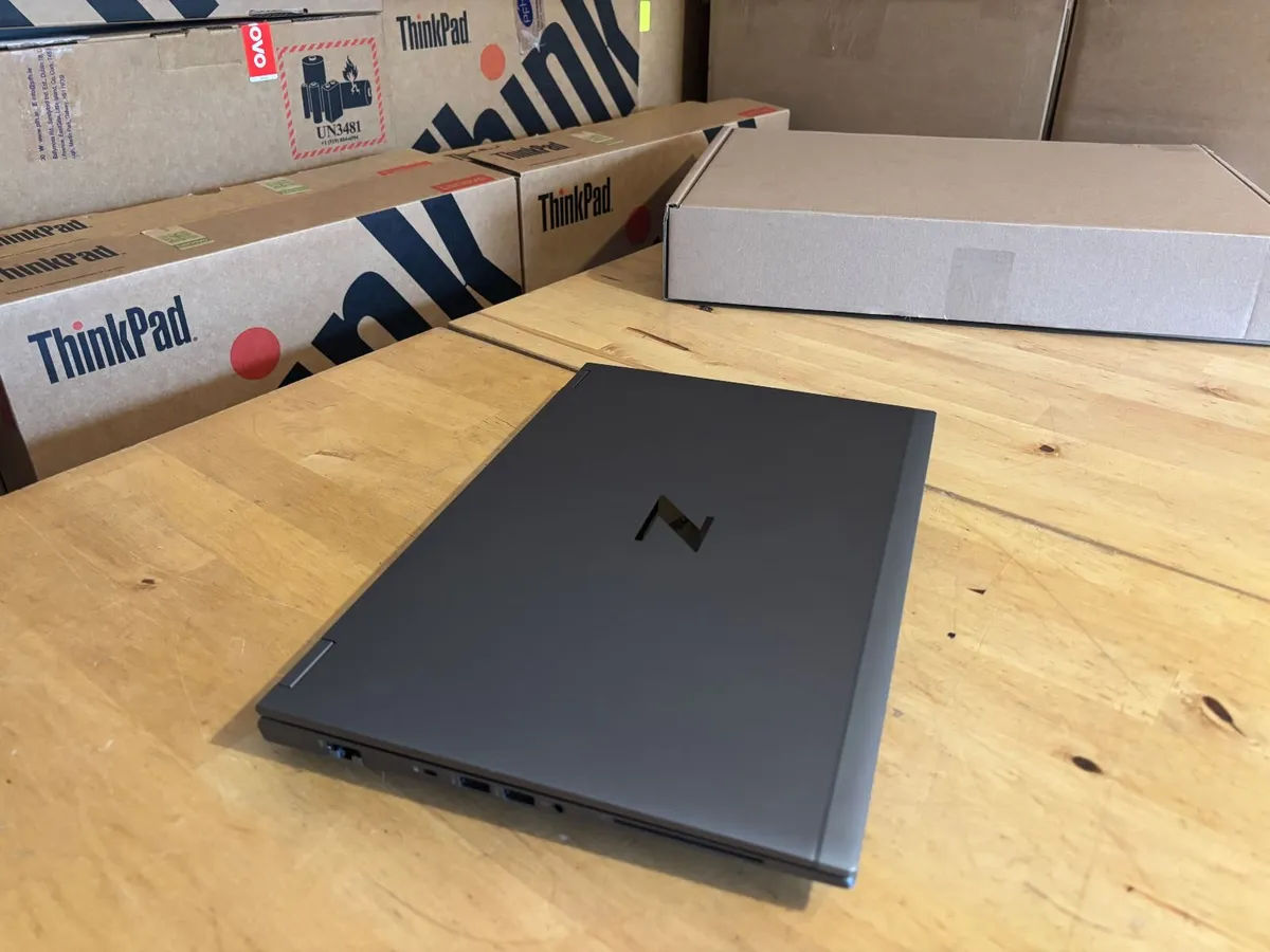 HP Fury 15 Workstations-32Gb-1TB NVMe-RTX Graphics - Image 4