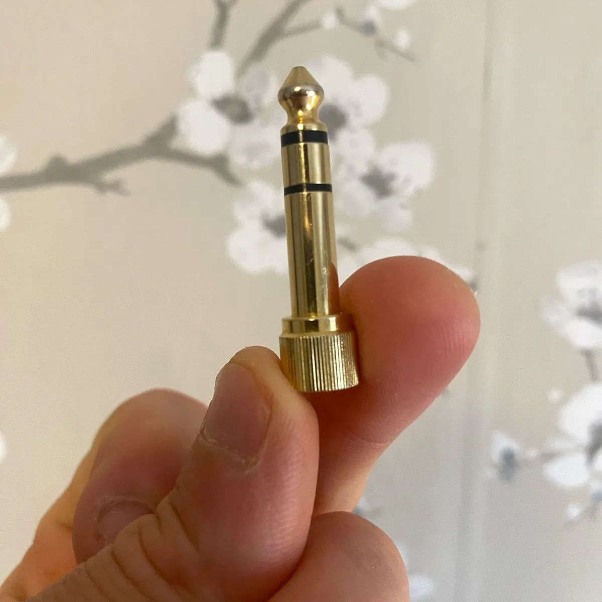3.5mm female to 6.35mm (1/4 inch) - Image 2