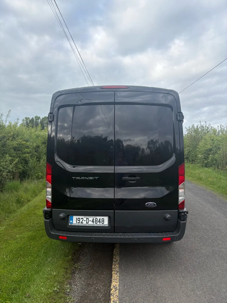 Ford Transit - Image 4