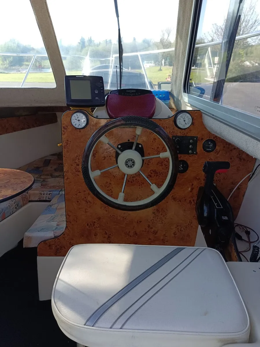 21ft Ultramar Sea fishing boat - Image 2