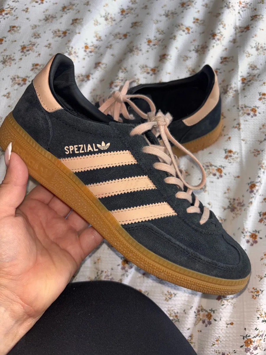 Adidas Spezial - Image 1