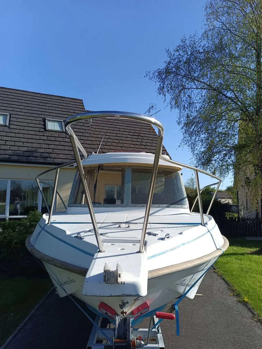 21ft Ultramar - Image 1