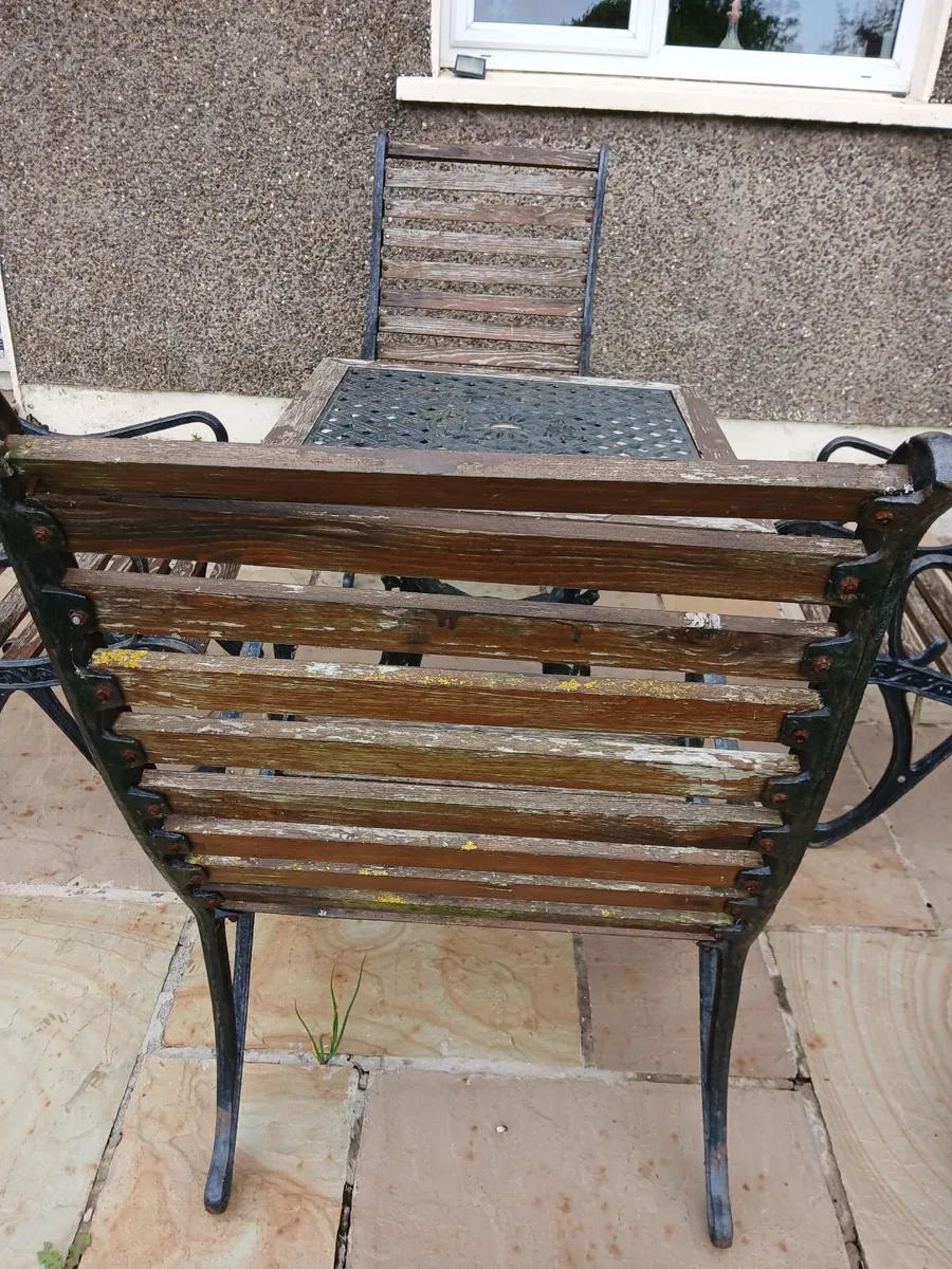 Patio furniture - Image 3