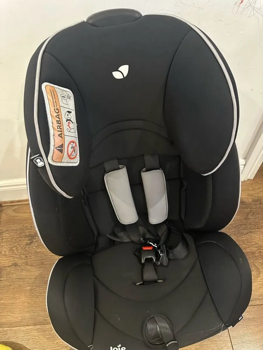 Joie car seat - Image 1