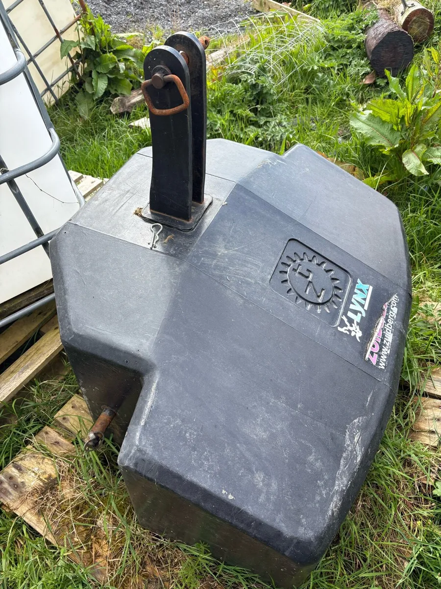 Tractor weight - Image 2