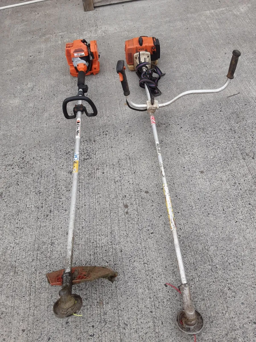 2 strimmers
