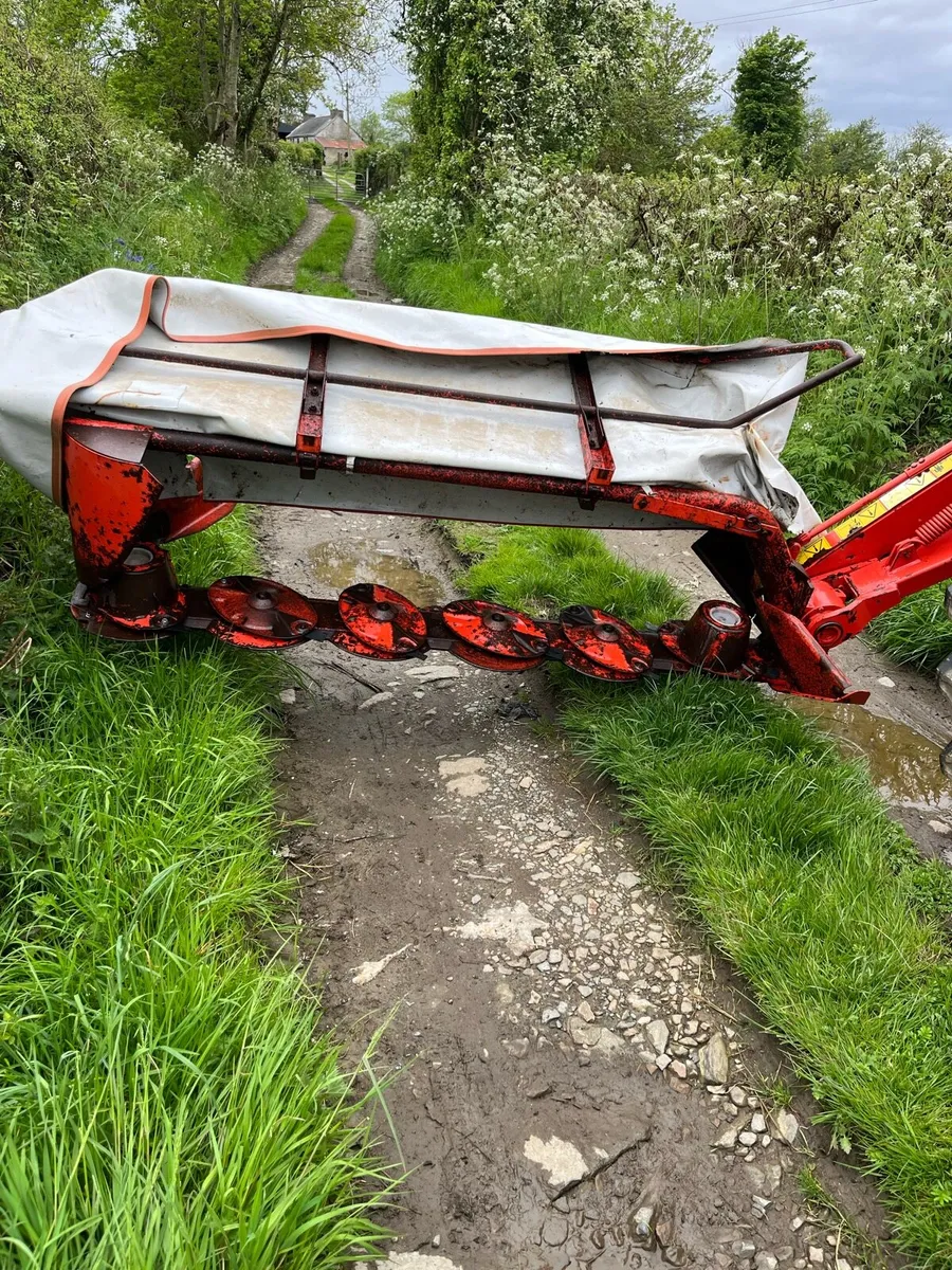 Kuhn Disc Mower - Image 3