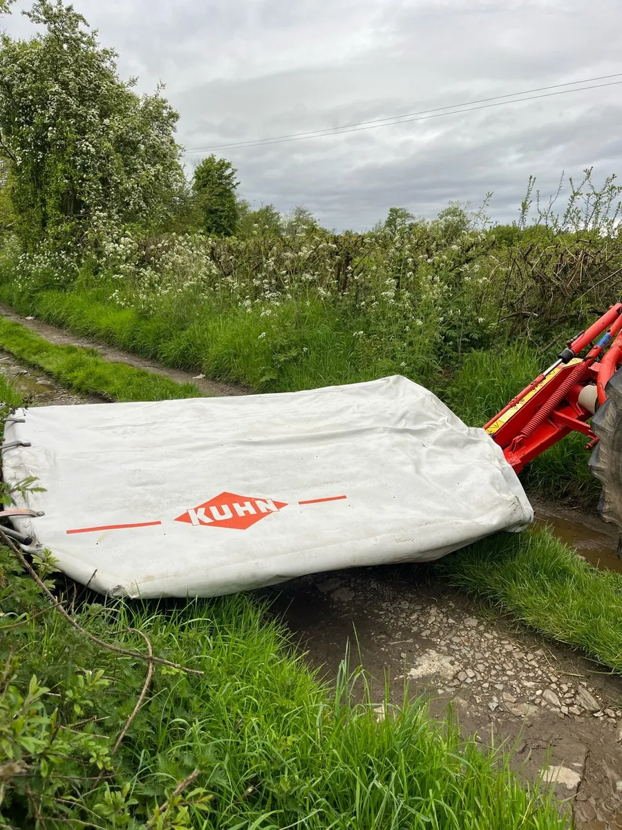 Kuhn Disc Mower - Image 1