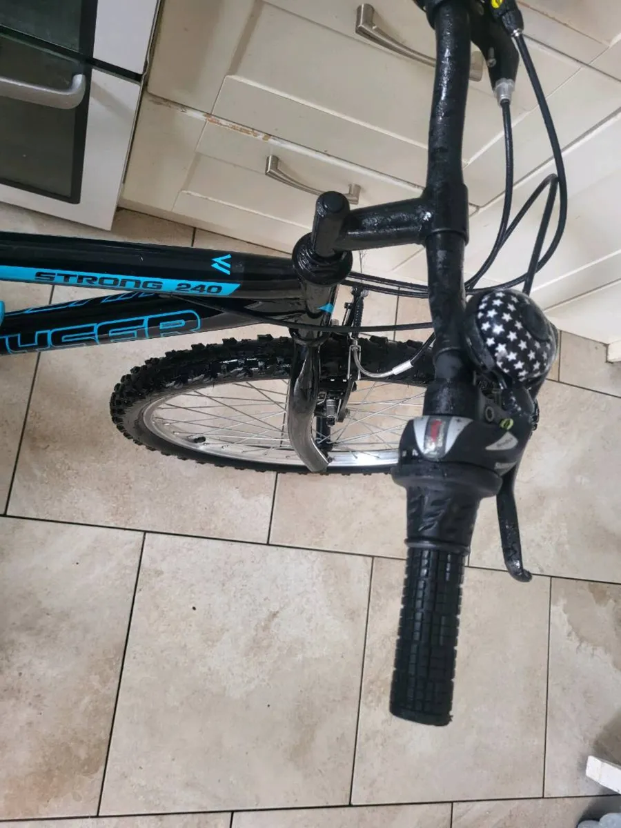 Boys 24" bike - Image 4