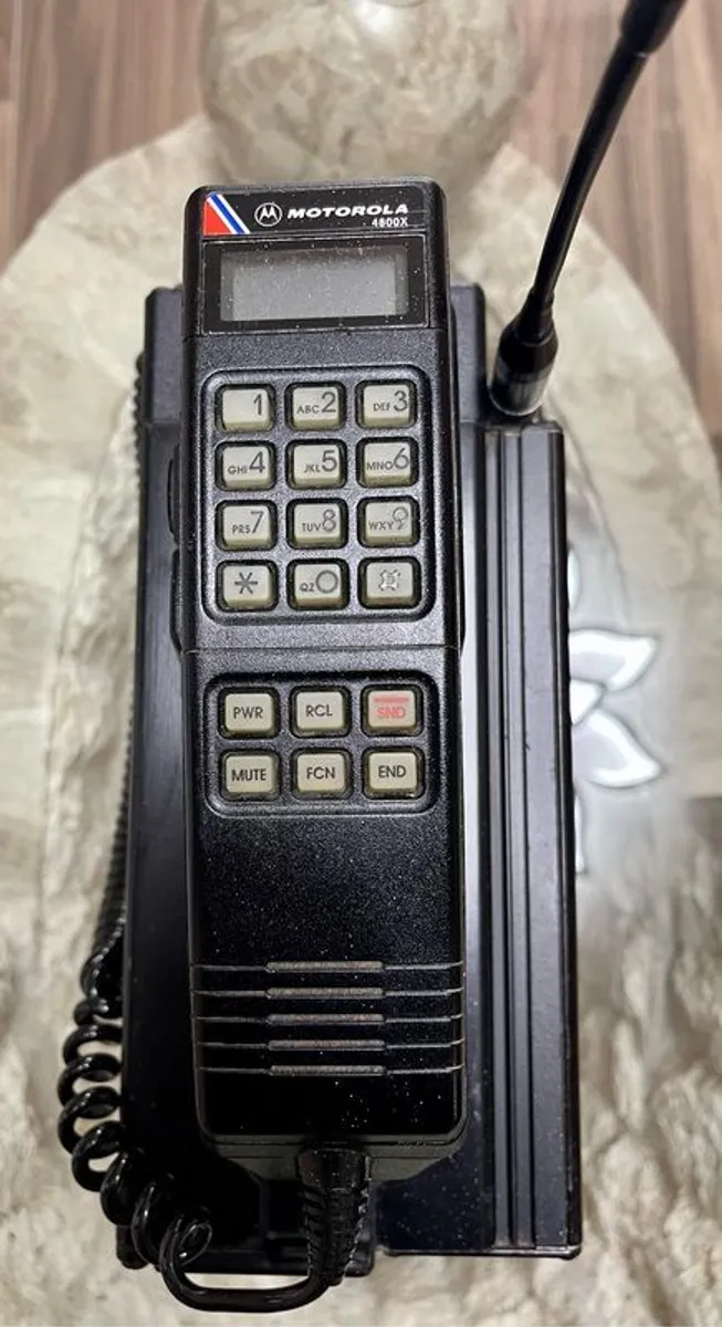 Motorola Phone 4800x - Image 2