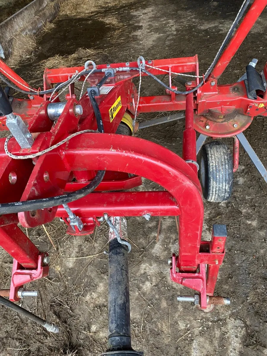 Tedder - Image 1