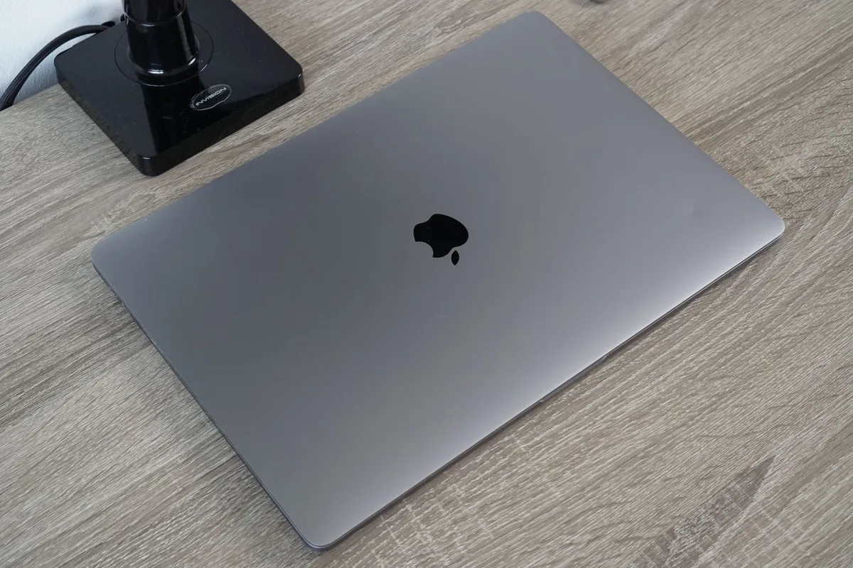 MacBook Pro 16" 2019 i7-9750H | 16GB | 512GB | 4GB - Image 4
