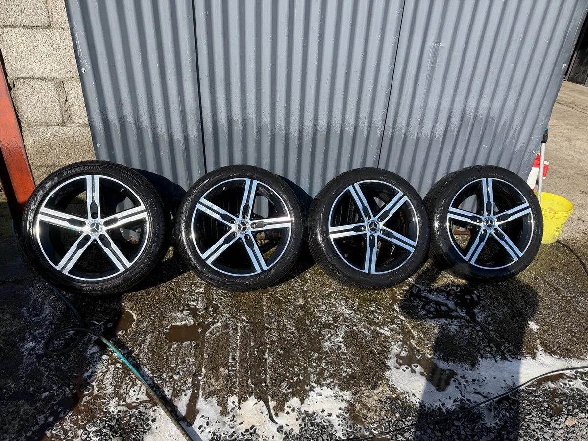 Mercedes cla 2023 alloys Bridgestone tyres - Image 1