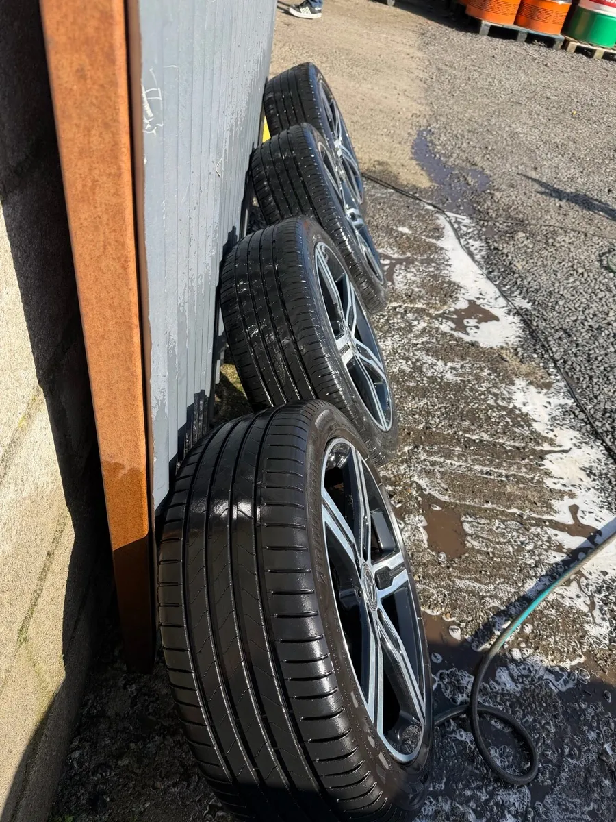 Mercedes cla 2023 alloys Bridgestone tyres - Image 4