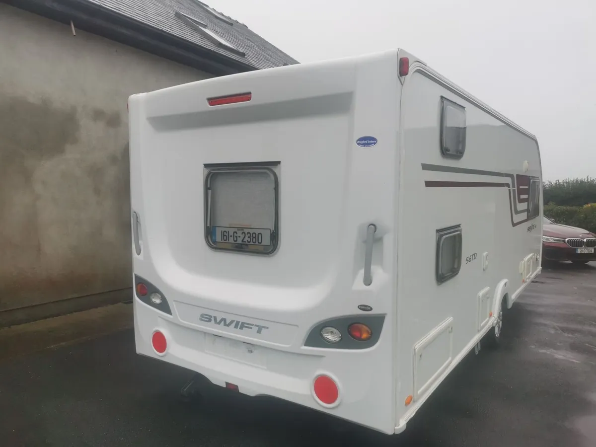 Swift 6 berth caravan - Image 3