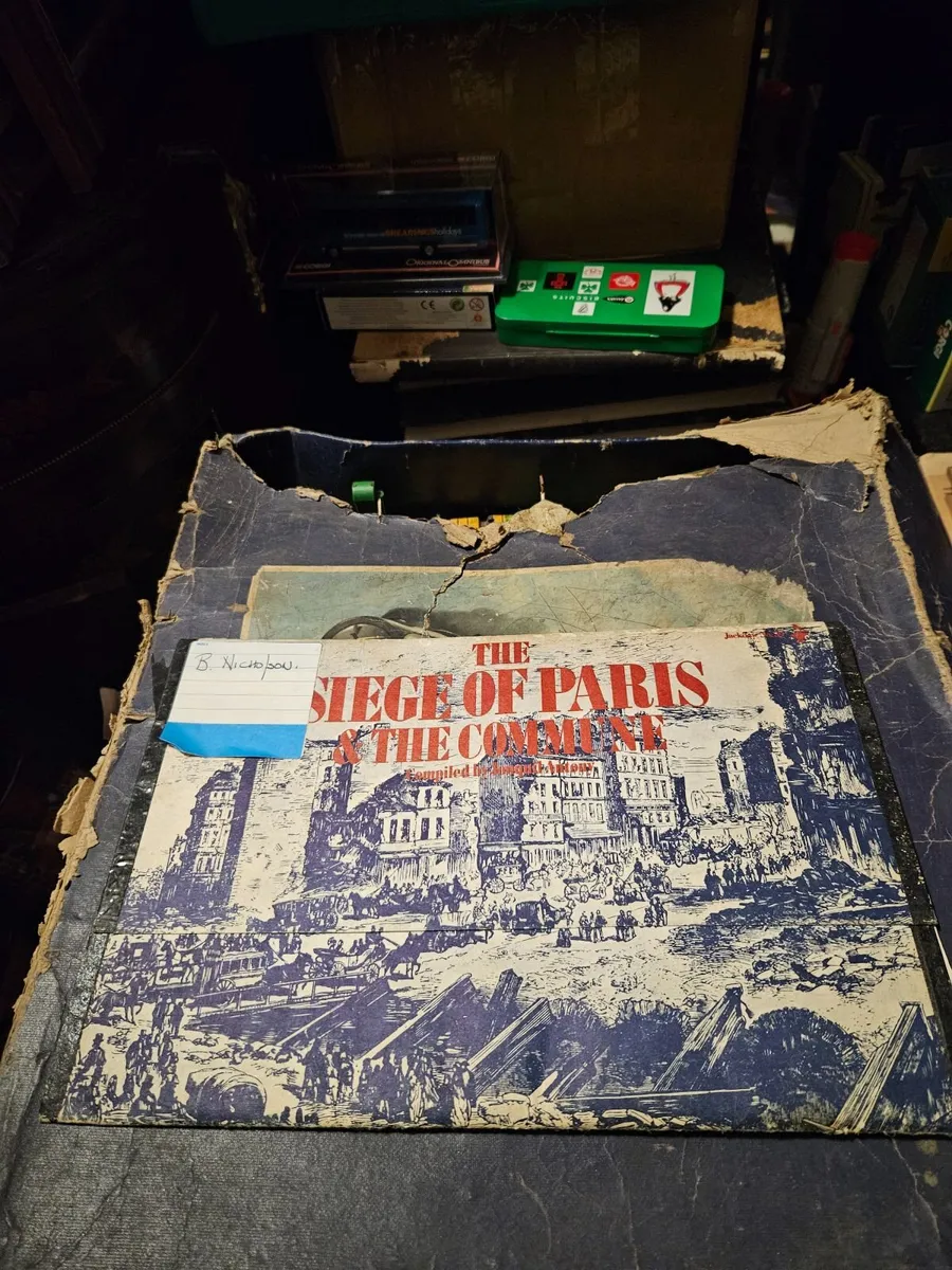 Booklet Paperwork The Siege of Paris and the Commu - Image 1