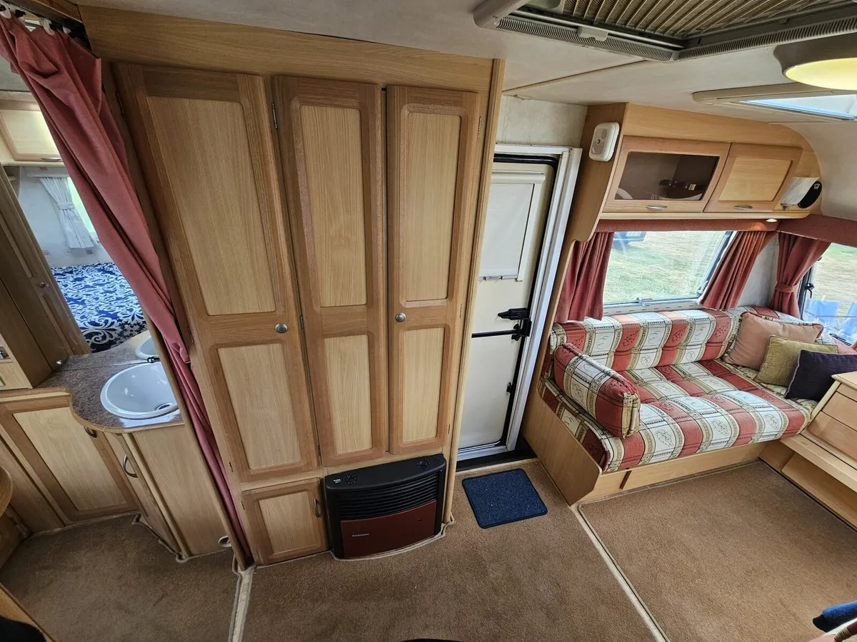 Fixed bed carvan - Image 4