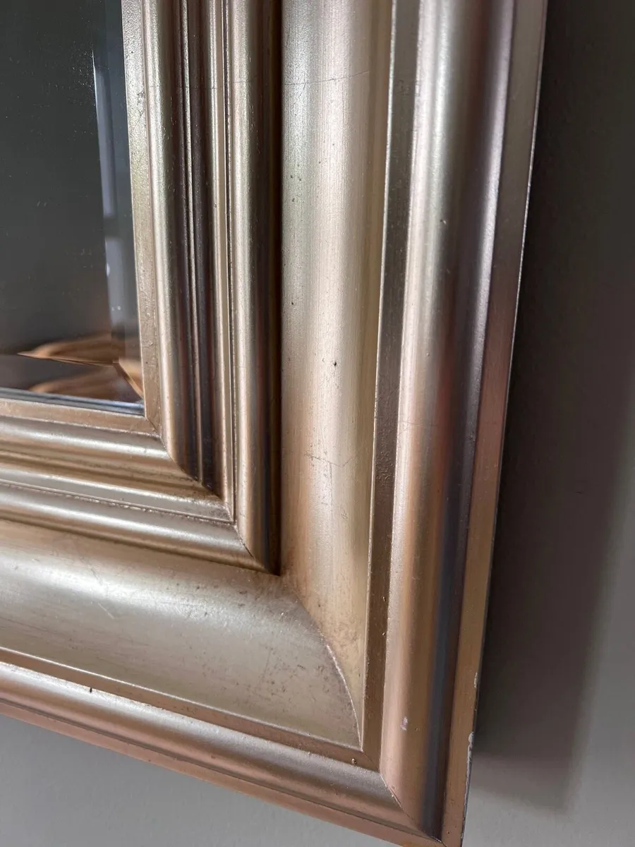 Large Wall Mirror – Gold Frame – 119 x 89 cm - Image 3