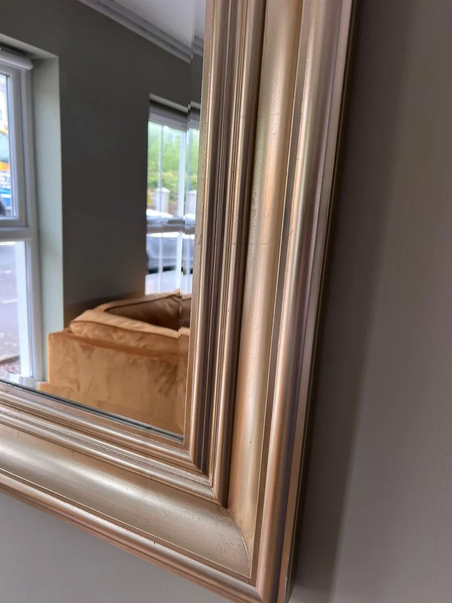 Large Wall Mirror – Gold Frame – 119 x 89 cm - Image 4