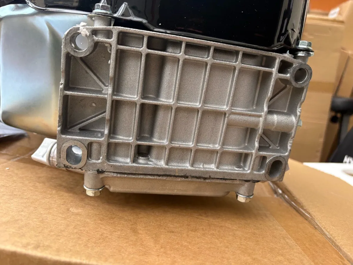 Replacement petrol  Engine, 7.5 HP 4-Stroke - Image 4