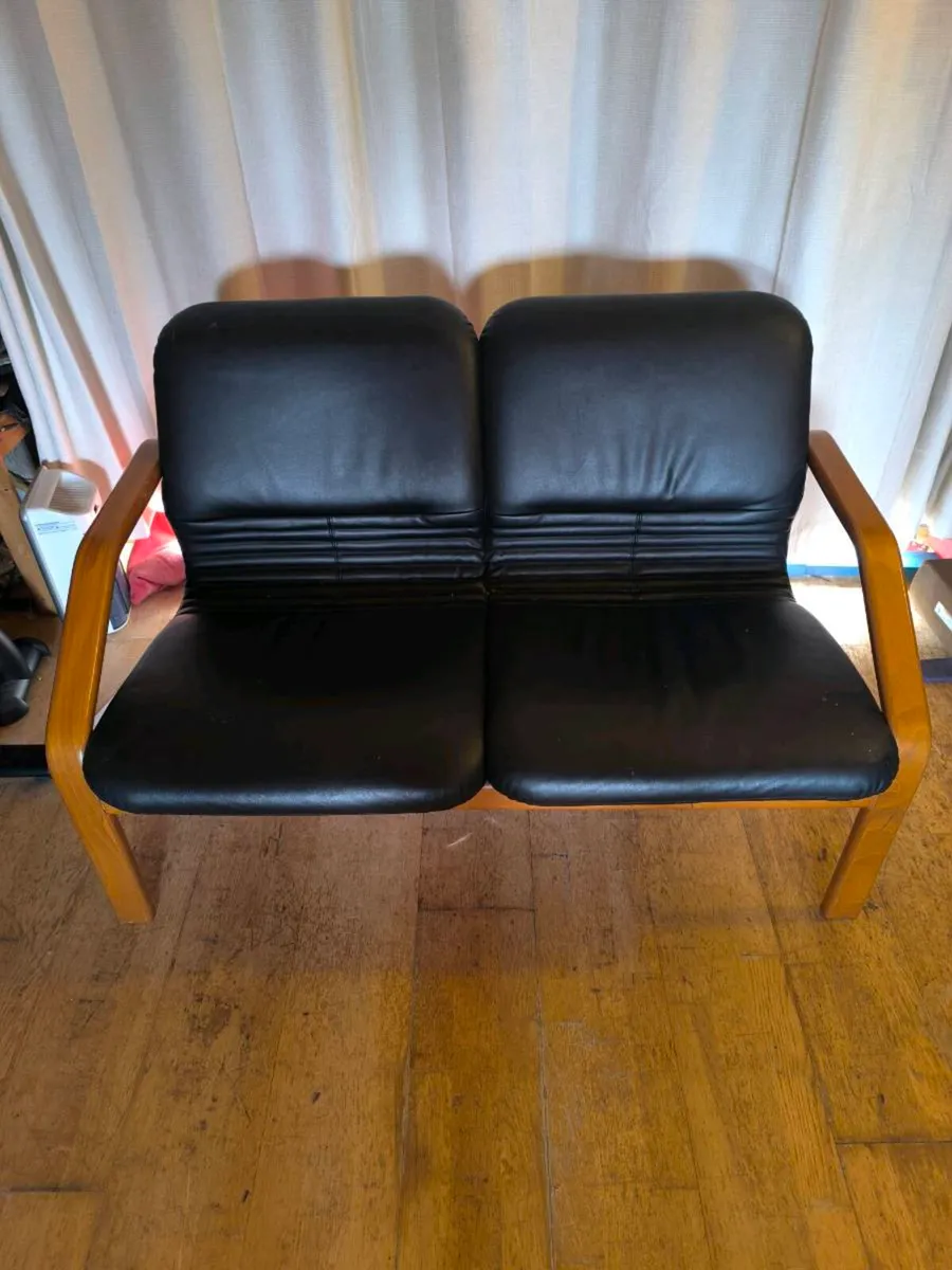 Black vintage 2-seater lounge seat - Image 1