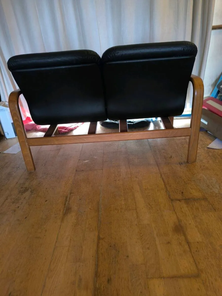Black vintage 2-seater lounge seat - Image 4