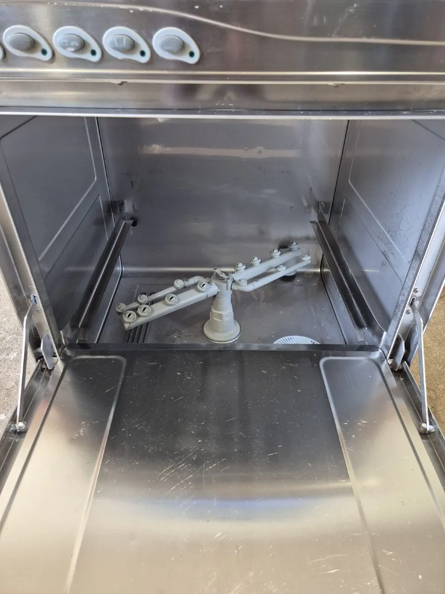 Undercounter Kromo dishwasher - Image 3