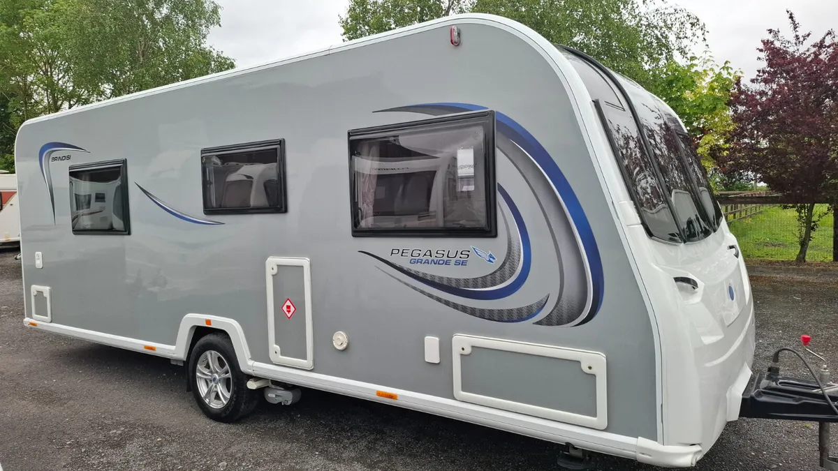 Bailey Pegasus Grande SE Caravan - Image 2