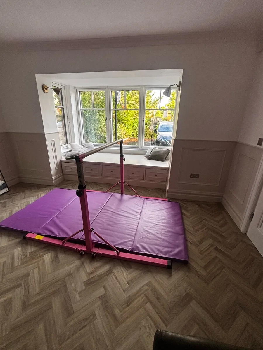 Gymnastics Bar - Image 4