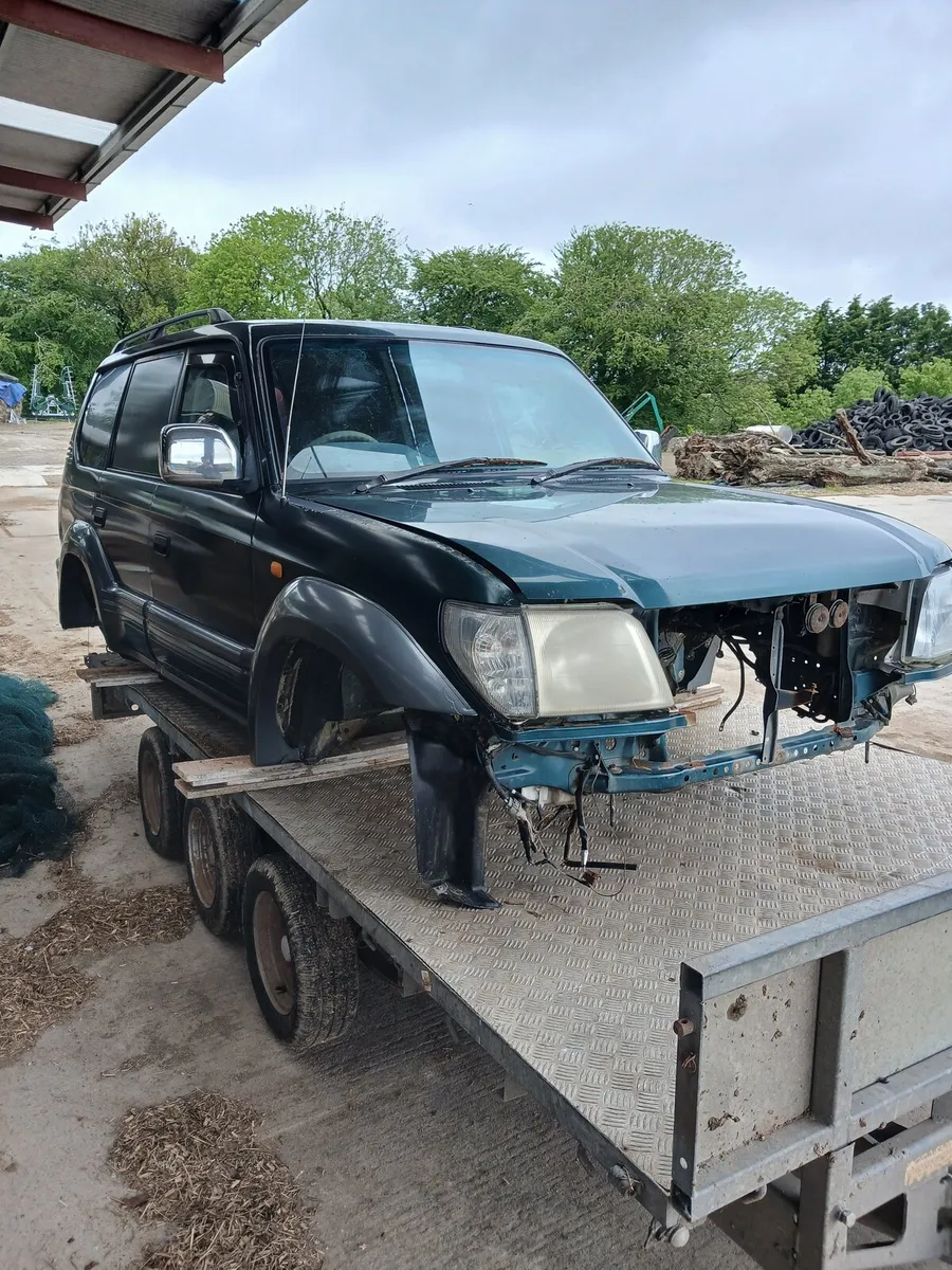 Toyota Land Cruiser 2000 - Image 1