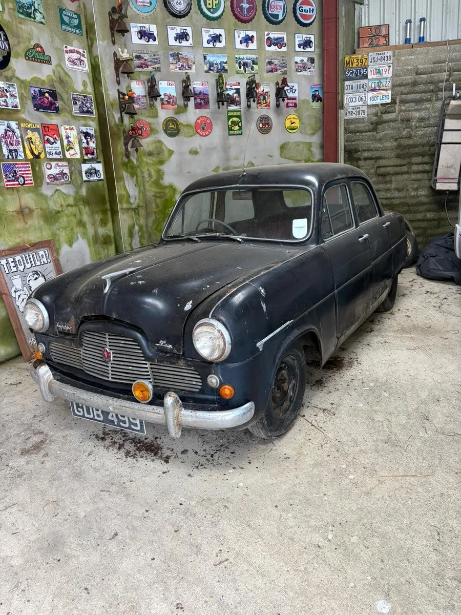 Vintage cars - Image 1