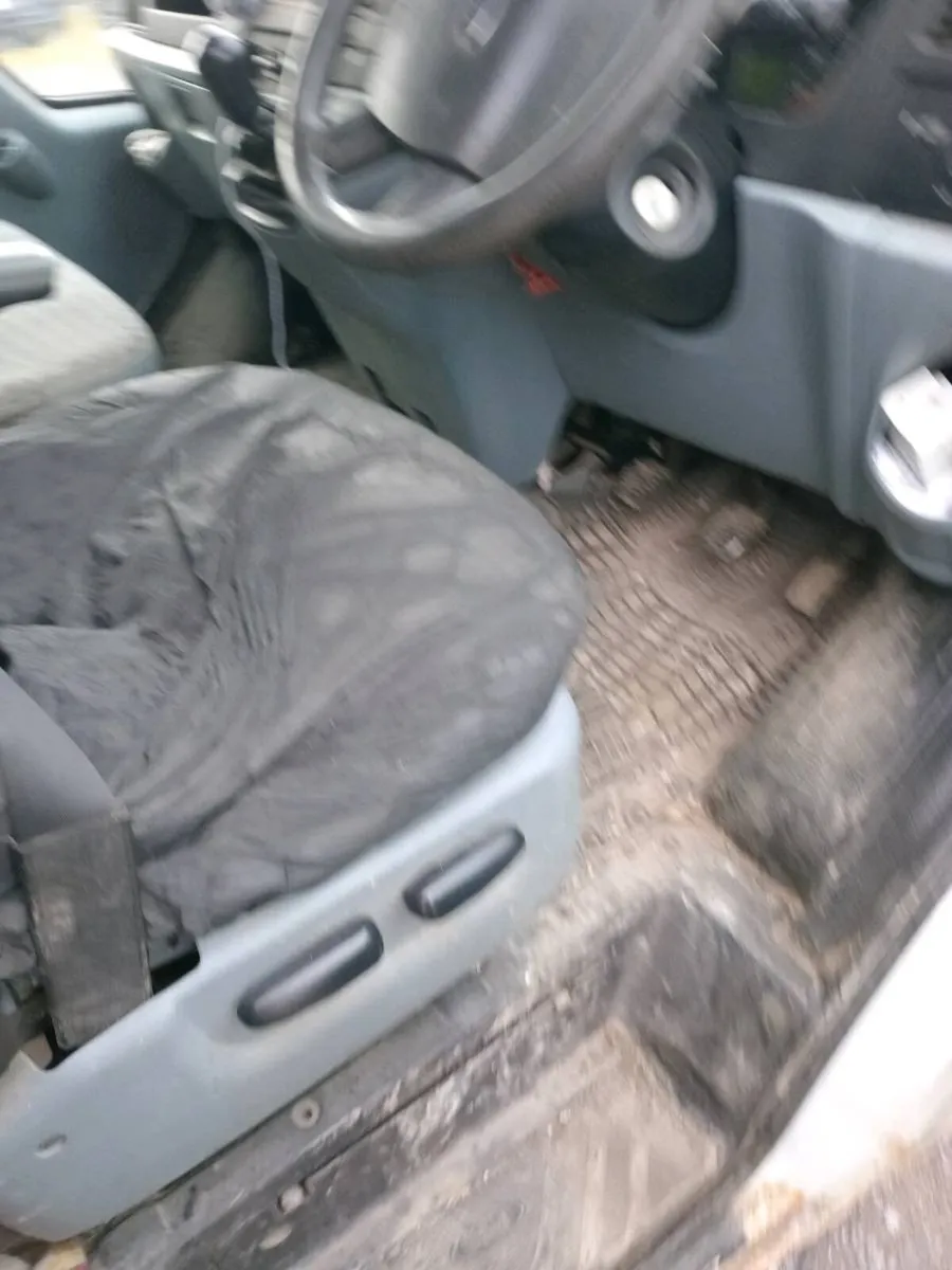 Van for sale - Image 4