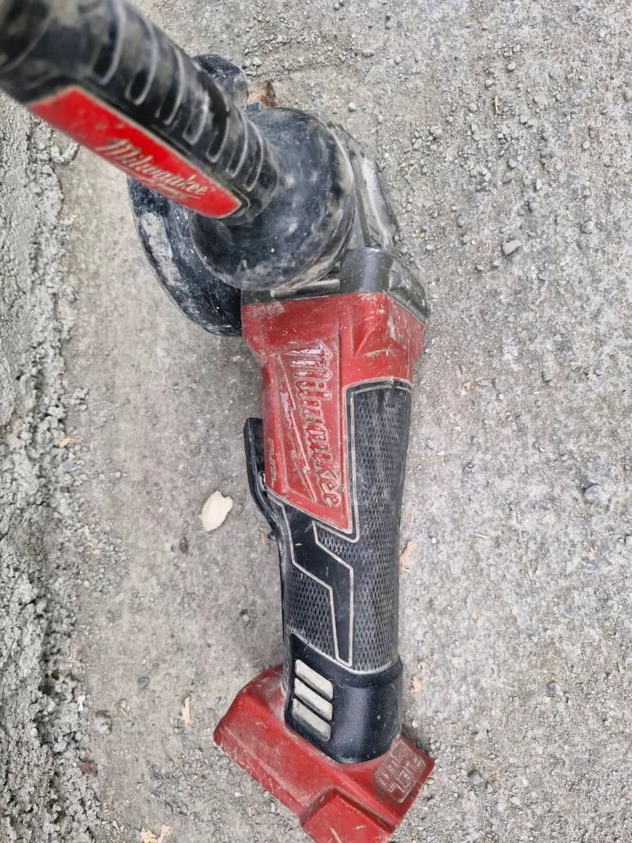 Milwaukee m18 mini grinder - Image 1