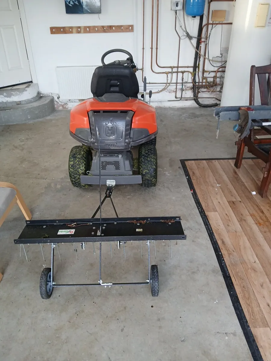 Lawn mower - Image 1