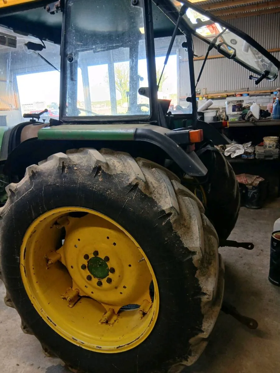 John Deere 2250   gears on floor. Taxbook - Image 4