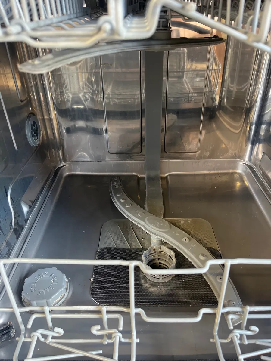 Dishwasher - Image 4