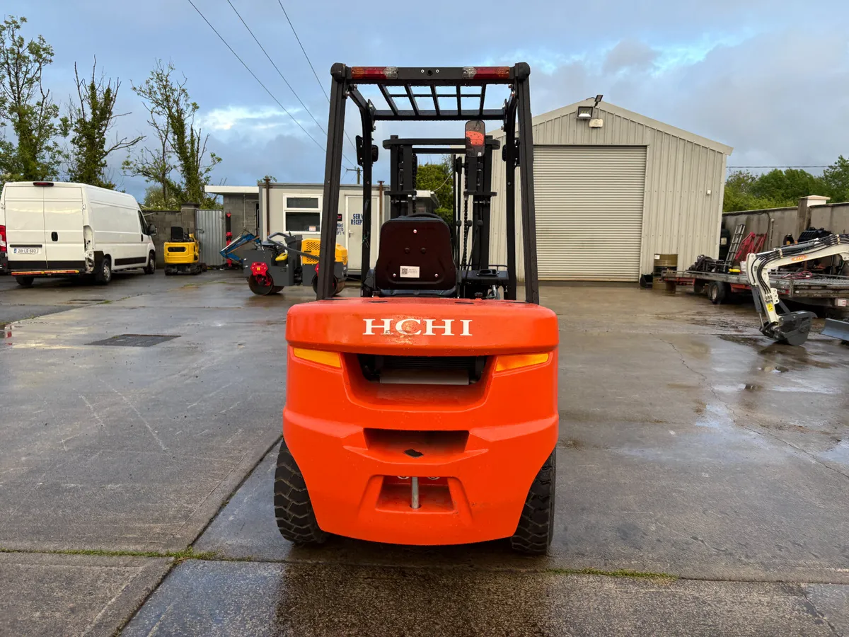 New/Unused 30 A Series HCHI Fork Lift - Image 4
