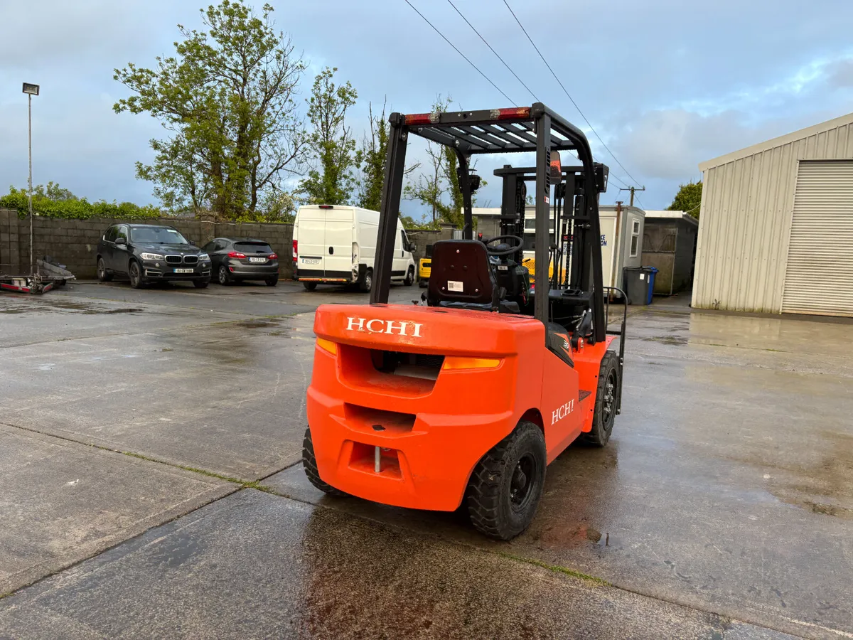 New/Unused 30 A Series HCHI Fork Lift - Image 3