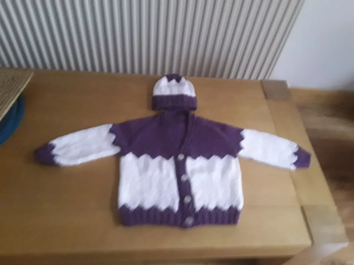 New hand knitted fairisle baby cardigan - Image 4