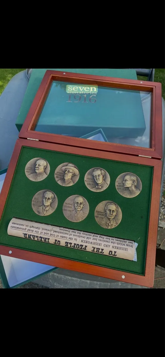 Seven signatories - Image 1