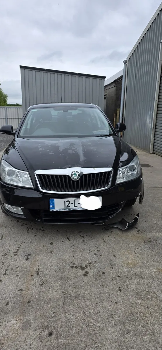 12 SKODA OCTAVIA DIESEL - Image 2