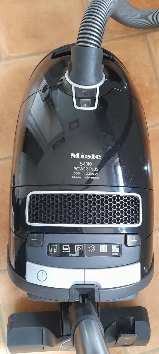 Miele vacuum /Hoover cleaner - Image 2