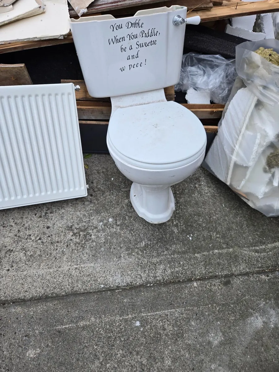 Radiator plus   toilet - Image 2
